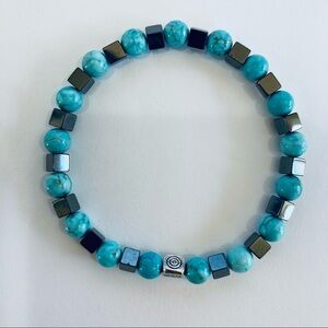 💰 𝕊 𝕠 𝕝 𝕕 💰 Genuine Turquoise & Hematite Southwestern Bracelet